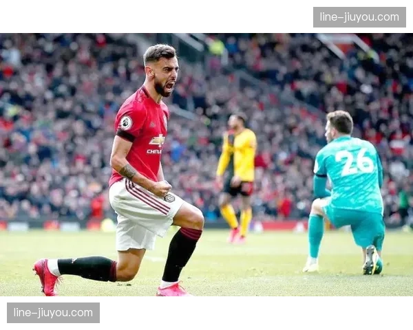 曼联B费8球17助 组织核心兼终结者双重角色